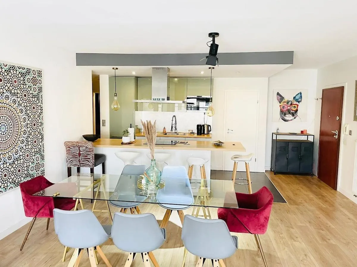 Spacious Two Bedrooms W Parking&Balcony Luxembourg Luxembourg