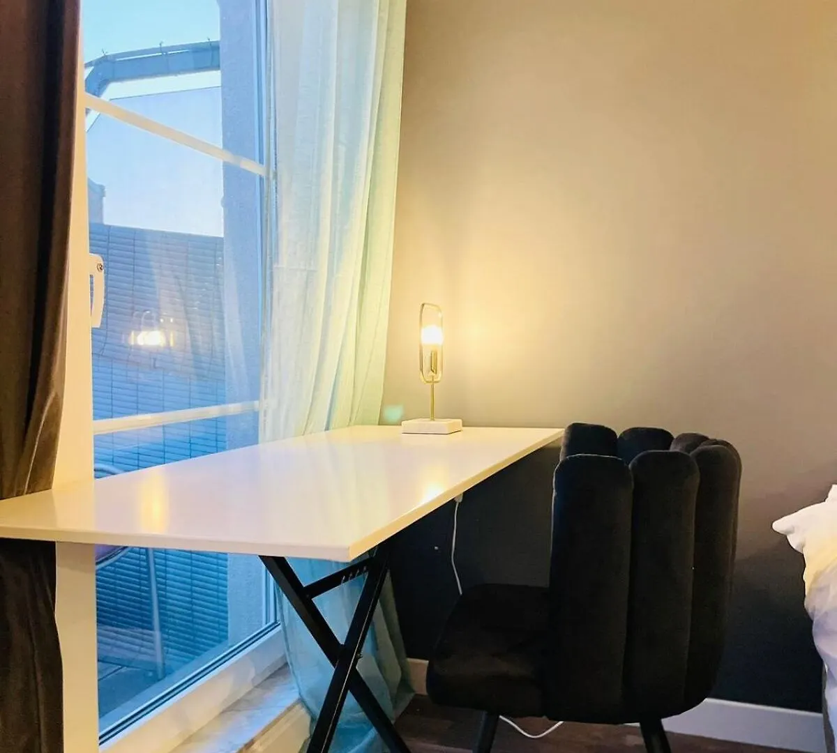 Spacious Two Bedrooms W Parking&Balcony Luxembourg 0*,