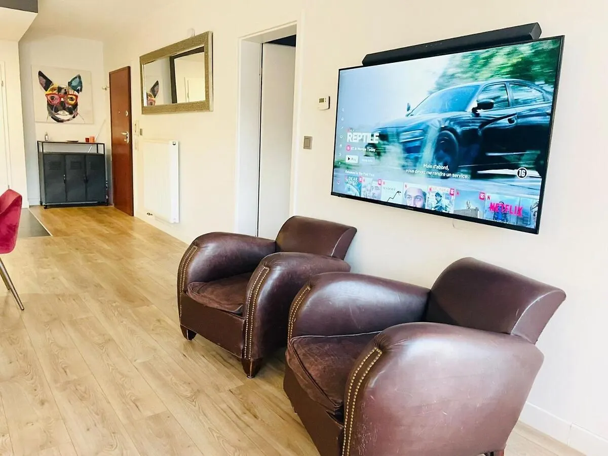 Spacious Two Bedrooms W Parking&Balcony Luxembourg Apartment