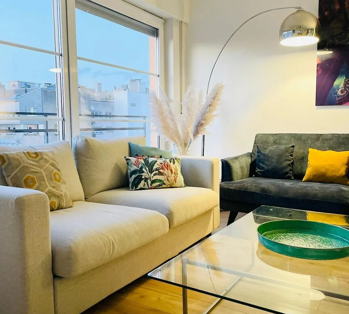 Spacious Two Bedrooms W Parking&Balcony Luxembourg Apartment